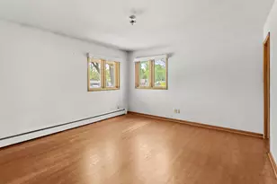 306 Fenway Terrace, Manitowoc, WI 54220 - Photo 6