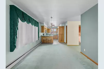 306  Fenway Ter, Manitowoc, WI 54220 - Photo 16