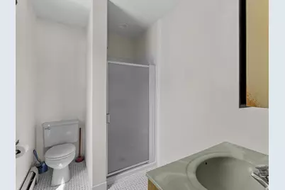306  Fenway Ter, Manitowoc, WI 54220 - Photo 24