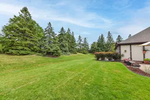 770 Oakwood Ln, Brookfield, WI 53045 - Photo 34