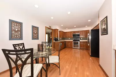 770  Oakwood Ln #C, Brookfield, WI 53045 - Photo 12