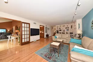 770 Oakwood Ln, Brookfield, WI 53045 - Photo 4