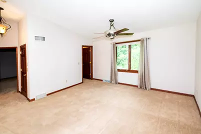 19065  Hiview Dr #2, Brookfield, WI 53045 - Photo 26