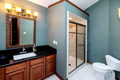 19065  Hiview Dr #2, Brookfield, WI 53045 - Photo 32