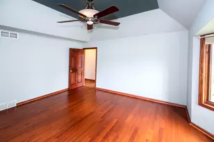 19065 Hi View Dr, Brookfield, WI 53045 - Photo 4