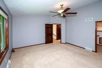 19065  Hiview Dr #2, Brookfield, WI 53045 - Photo 30