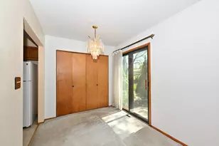 7365 S Delaine Dr, Oak Creek, WI 53154 - Photo 10