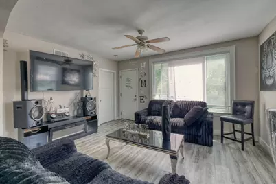 5009 N 38th St #5009A, Milwaukee, WI 53209 - Photo 2