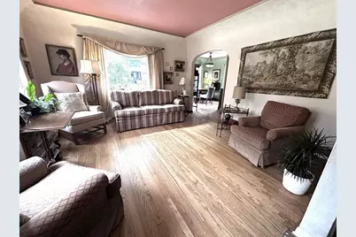 4920 N Newhall St, Whitefish Bay, WI 53217 - Photo 2