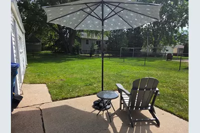1117  Adams Ave, Oshkosh, WI 54902 - Photo 6