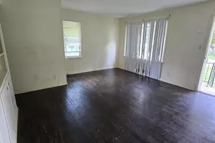 6030 N 36th St, Milwaukee, WI 53209 - Photo 2