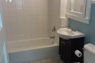 2214 N Holton St, Milwaukee, WI 53212 - Photo 18