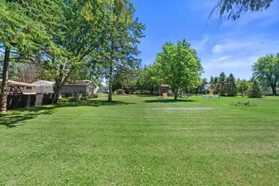 231 E Leonard St, Watertown, WI 53098 - Photo 20