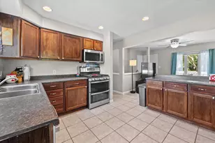 231 E Leonard St, Watertown, WI 53098 - Photo 4