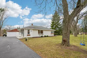 W148S6491 Brookside Dr, Muskego, WI 53150 - Photo 2