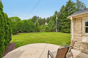 6421 N Lake Dr, Fox Point, WI 53217 - Photo 44