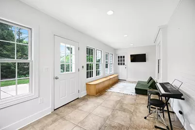 2665 N Harding Blvd, Wauwatosa, WI 53226 - Photo 16