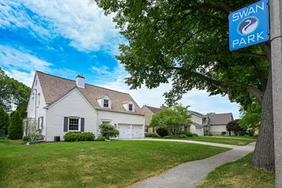 2665 N Harding Blvd, Wauwatosa, WI 53226 - Photo 32