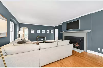 2665 N Harding Blvd, Wauwatosa, WI 53226 - Photo 6