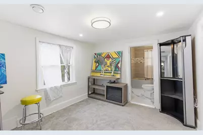 2330 N Hubbard St, Milwaukee, WI 53212 - Photo 26