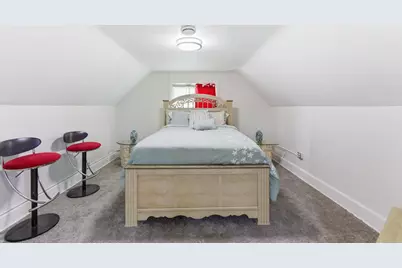 2330 N Hubbard St, Milwaukee, WI 53212 - Photo 22