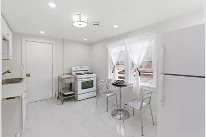 2330 N Hubbard St, Milwaukee, WI 53212 - Photo 16