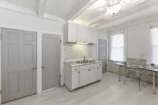 2330 N Hubbard St, Milwaukee, WI 53212 - Photo 10