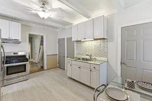 2330 N Hubbard St, Milwaukee, WI 53212 - Photo 8
