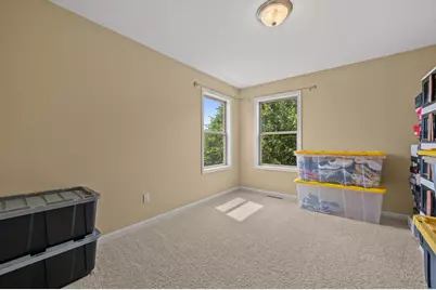 2005  Patrick Ln, Waukesha, WI 53188 - Photo 28