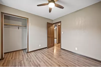 W284N6506  Hawthorne Rd, Hartland, WI 53029 - Photo 20