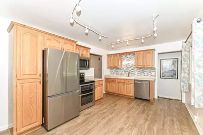 3579 S 60th St, Milwaukee, WI 53220 - Photo 10