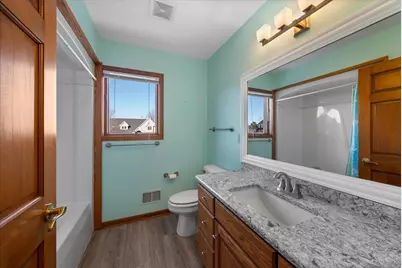 375  Regatta Dr, Port Washington, WI 53074 - Photo 14