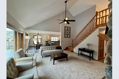 375  Regatta Dr, Port Washington, WI 53074 - Photo 4
