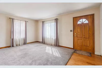 1308 E Tripoli Ave, Milwaukee, WI 53207 - Photo 4