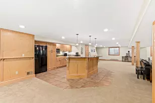 19710 Avondale Dr, Brookfield, WI 53045 - Photo 34