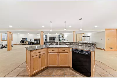 19710  Avondale Dr, Brookfield, WI 53045 - Photo 36