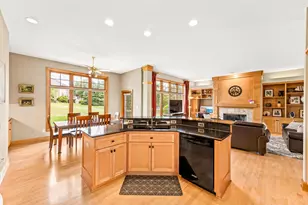 19710 Avondale Dr, Brookfield, WI 53045 - Photo 14