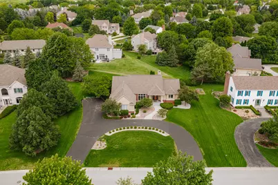 19710  Avondale Dr, Brookfield, WI 53045 - Photo 6