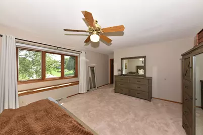 N71W23400  Homestead Rd, Sussex, WI 53089 - Photo 20