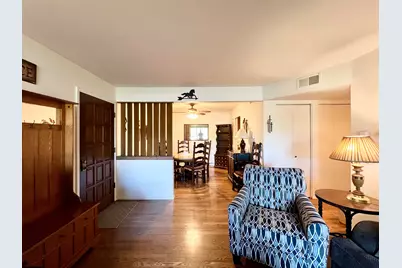 5165 S Root River Pkwy #3, Greenfield, WI 53228 - Photo 10