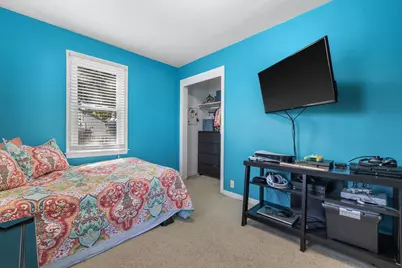 2109  Monroe Ave, Racine, WI 53405 - Photo 8