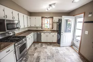 2214 Easy St, Waukesha, WI 53188 - Photo 30