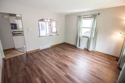 2214  Easy St, Waukesha, WI 53188 - Photo 4