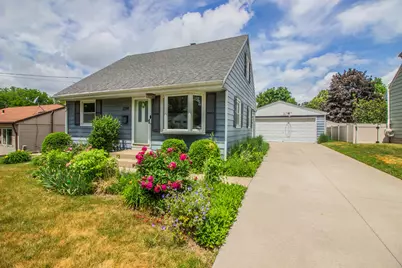 2214  Easy St, Waukesha, WI 53188 - Photo 26