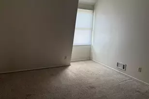 8866 N 95th St, Milwaukee, WI 53224 - Photo 8