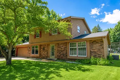 103  Debbie Ct, Waukesha, WI 53189 - Photo 20