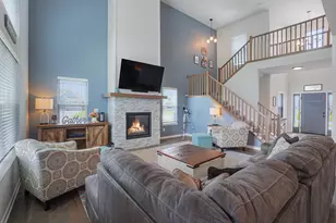 35233 Walleye Ct, Summit, WI 53066 - Photo 6