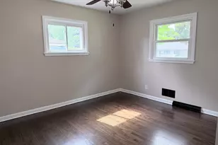 7713 W Verona Ct, Milwaukee, WI 53219 - Photo 24