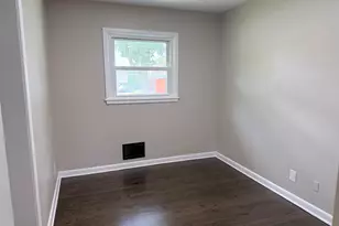 7713 W Verona Ct, Milwaukee, WI 53219 - Photo 22