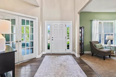 W229N4328  Baker Ct, Pewaukee, WI 53072 - Photo 2